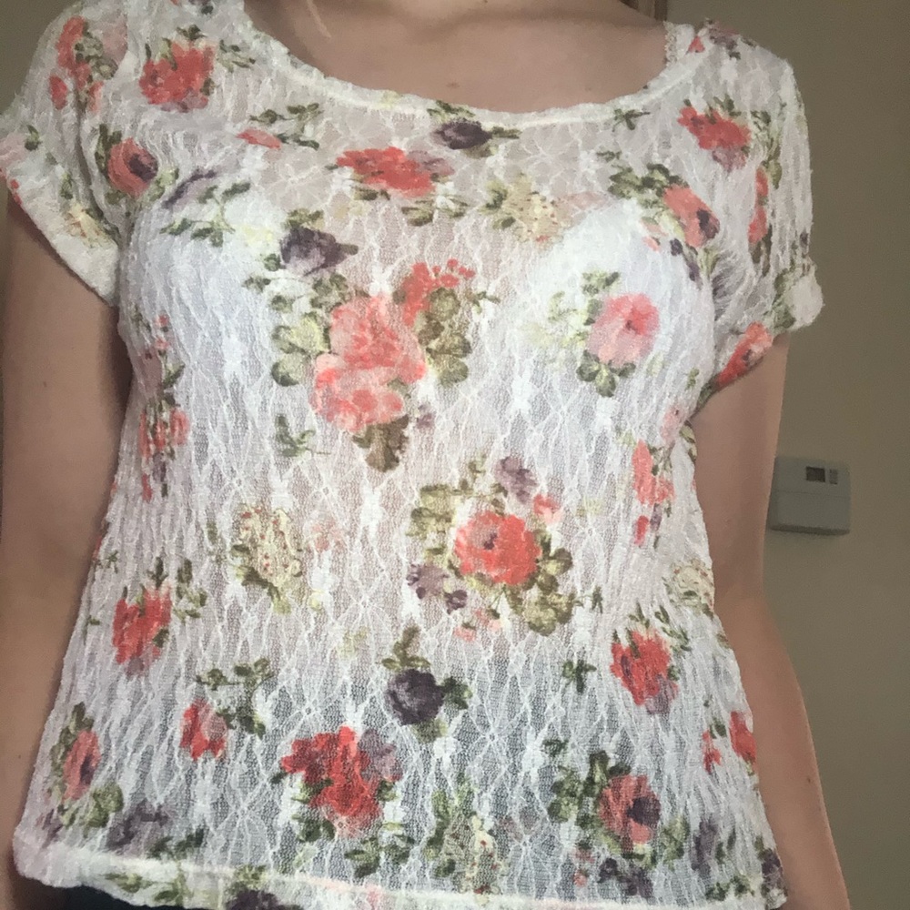 Tee shirt